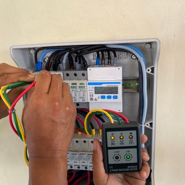 LINE_ALBUM_บ้านคุณเลนา 25.2kw ดินแดง_230620_6